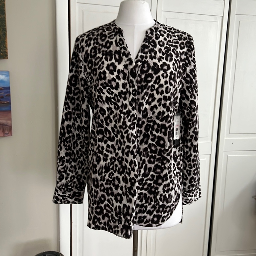 Print blouse.  Polyester